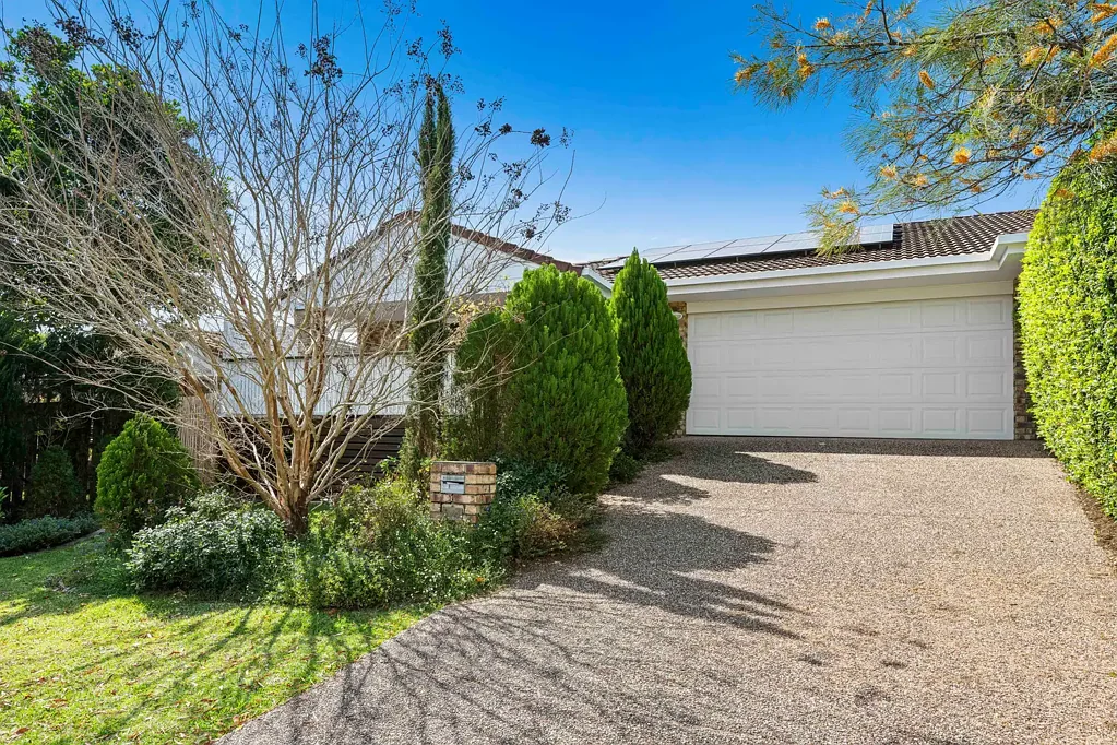 1/4 Acorn Lane, Robina, QLD 4226