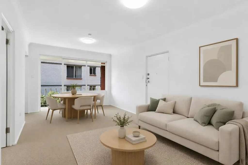 Spacious full-brick apartment in a prime Burwood location