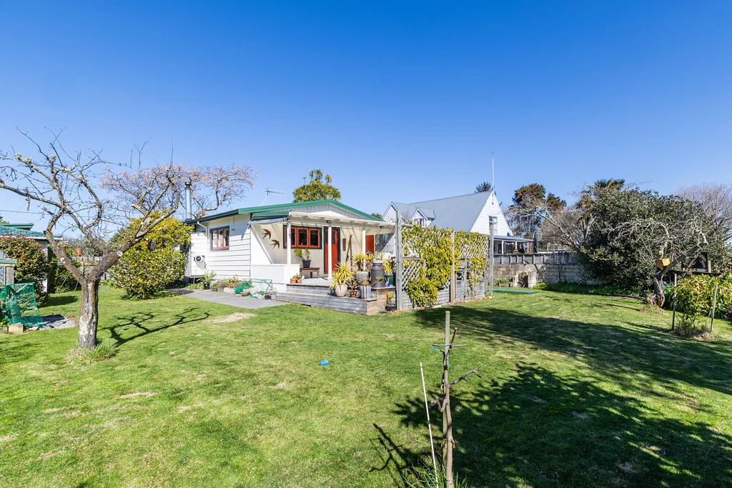 Haumoana 4房  Character Coastal Family Home