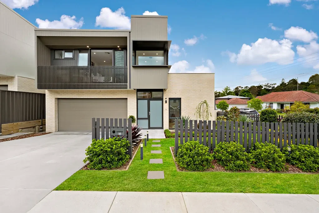 Adamstown Heights 4ਬੈੱਡਰੂਮ Trade Up to Luxe Family Living in an Exceptional Location