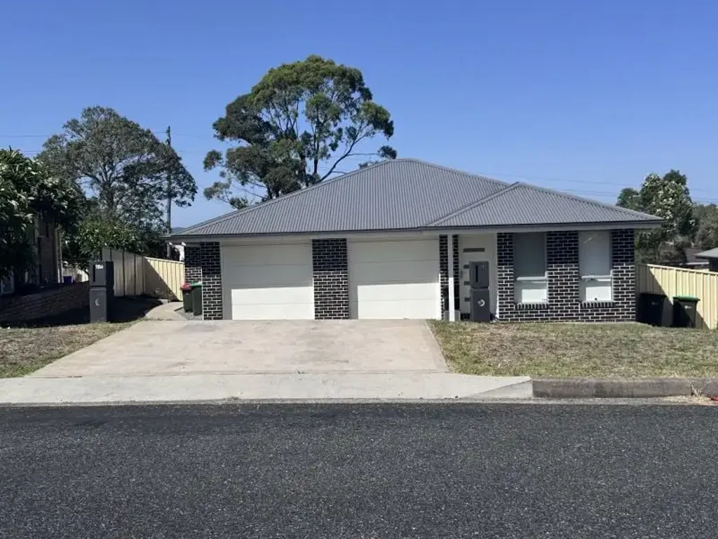 18/18a Wyanna Drive, Taree, NSW 2430