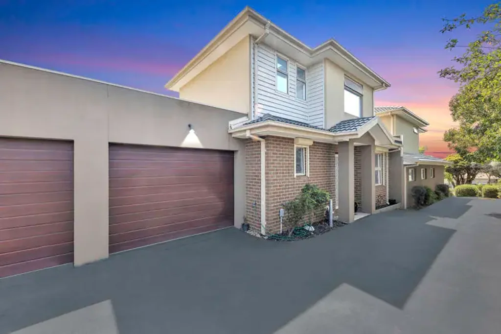 2/31 Hanson Road, Craigieburn, VIC 3064