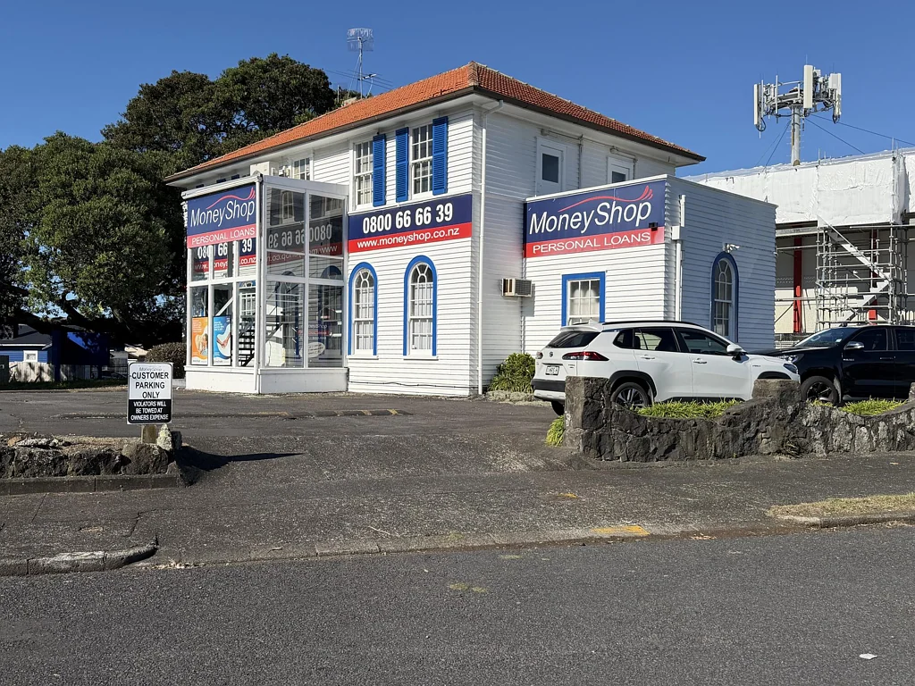 Otahuhu  Versatile two‑level commercial opportunity