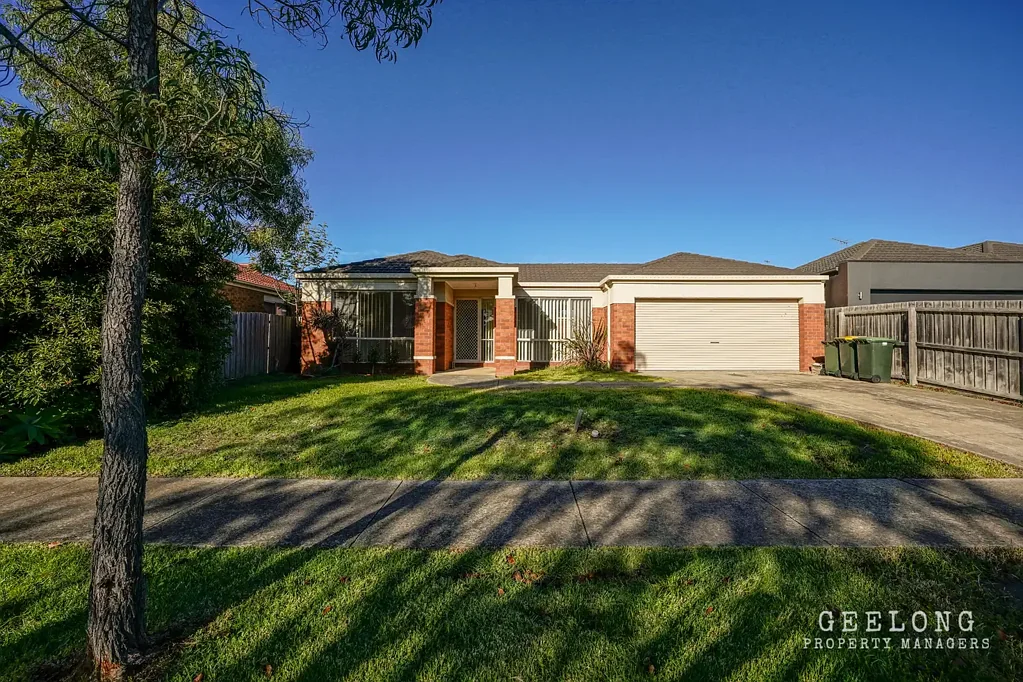 Large Family? Find Comfort in Prime Waurn Ponds Location!!