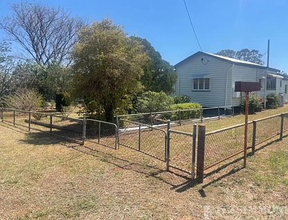 71-73 Warra Street, Jandowae, QLD 4410, 3 phòng ngủ, 1 phòng tắm, House