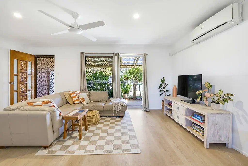 Wurtulla 3બેડરૂમ 591m2 Corner Block with Endless Potential