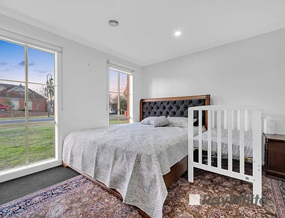 11 Lochgreen View, Cranbourne, VIC 3977, 4部屋, 2バスルーム, House