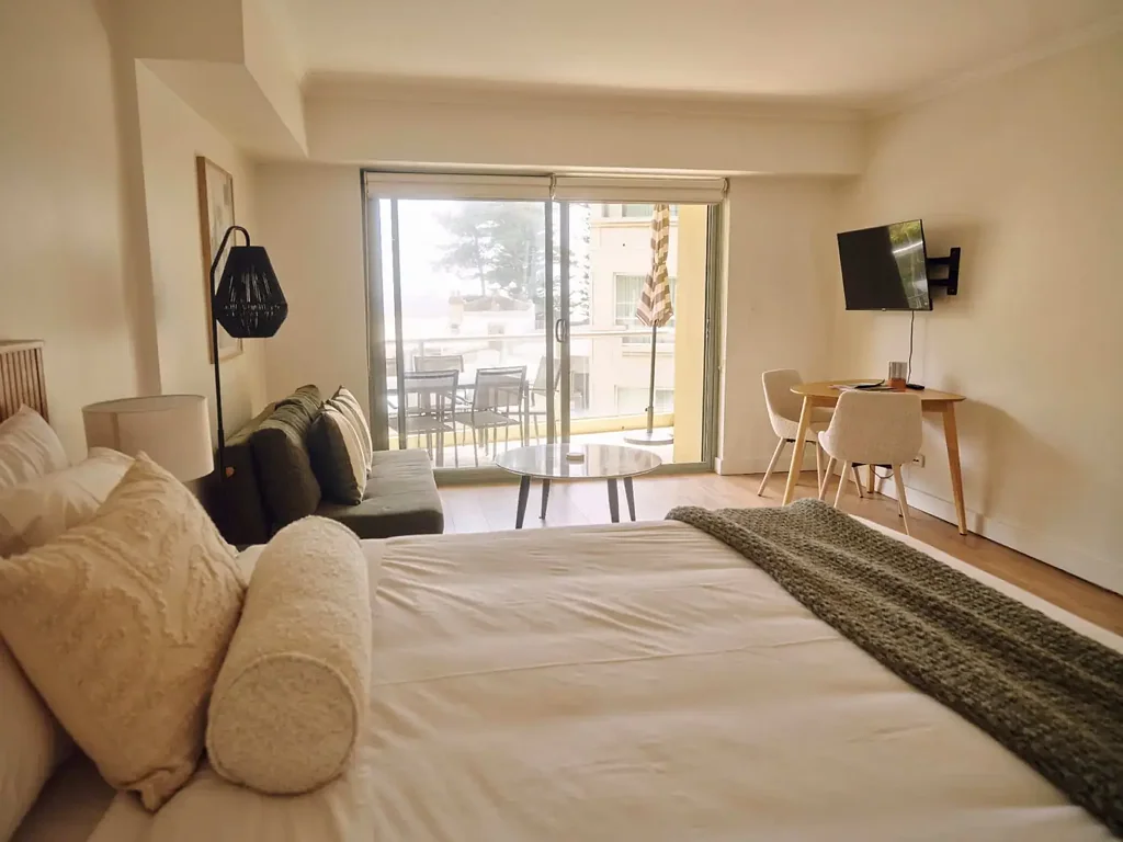 Fully Furnished Manly Lifestyle Apartment for 3-6 months
