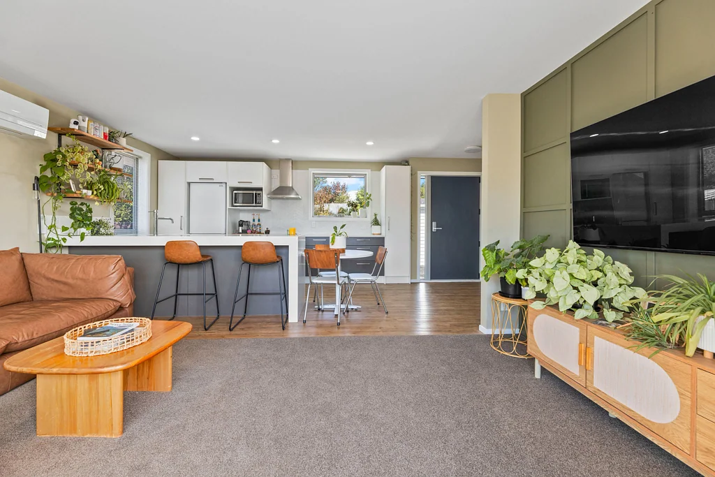 2/126a Middlepark Road, Sockburn, Canterbury