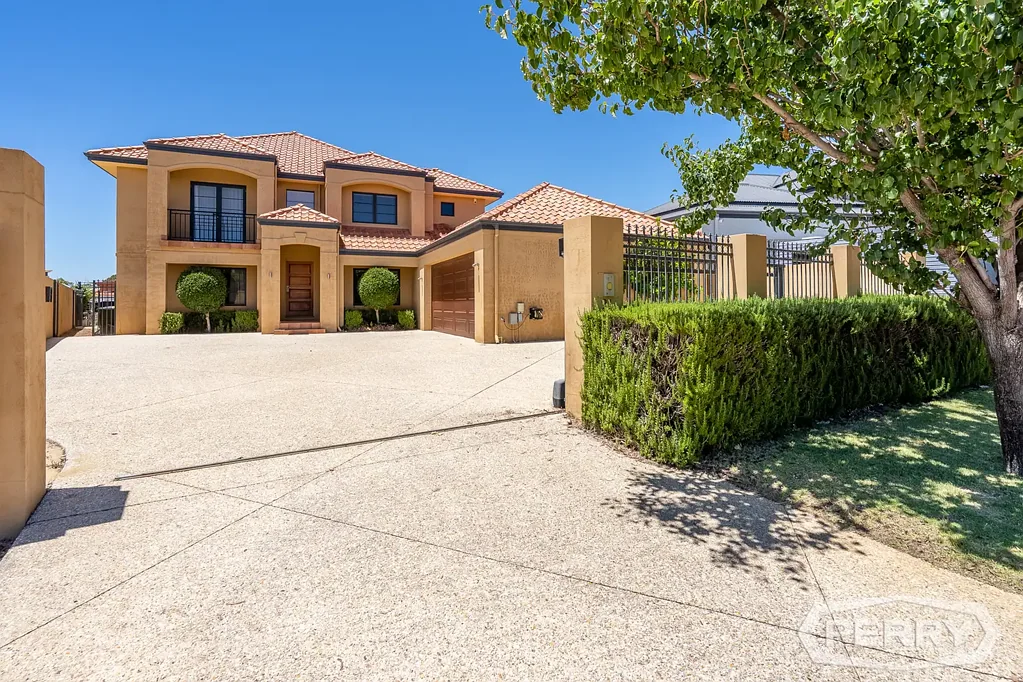 Dudley Park 5房  Expansive Waterfront Living - Space, Flexibility and Lifestyle