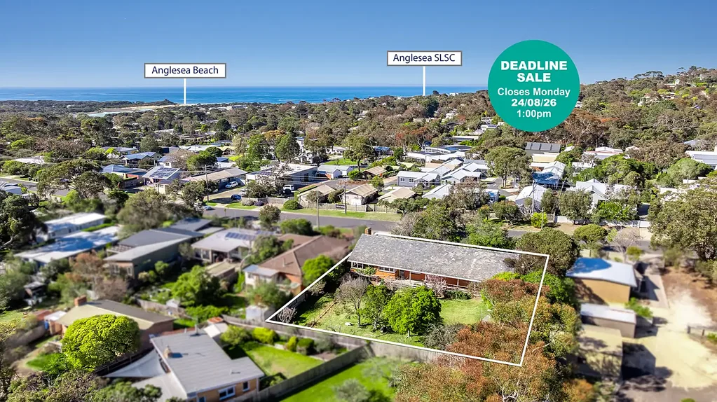 Anglesea 3Kwarto Develop, Renovate or Build Your Dream Home - A Coastal Classic on Two Titles!
