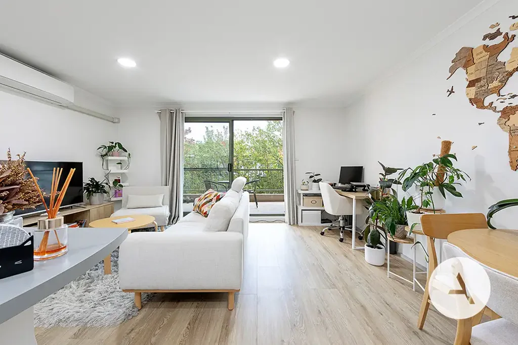 Prime Location in Griffith – Stylish Home at 31/9 Oxley St!