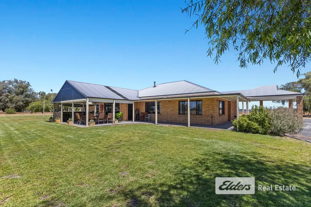384 Gavins Road, Capel, WA 6271
