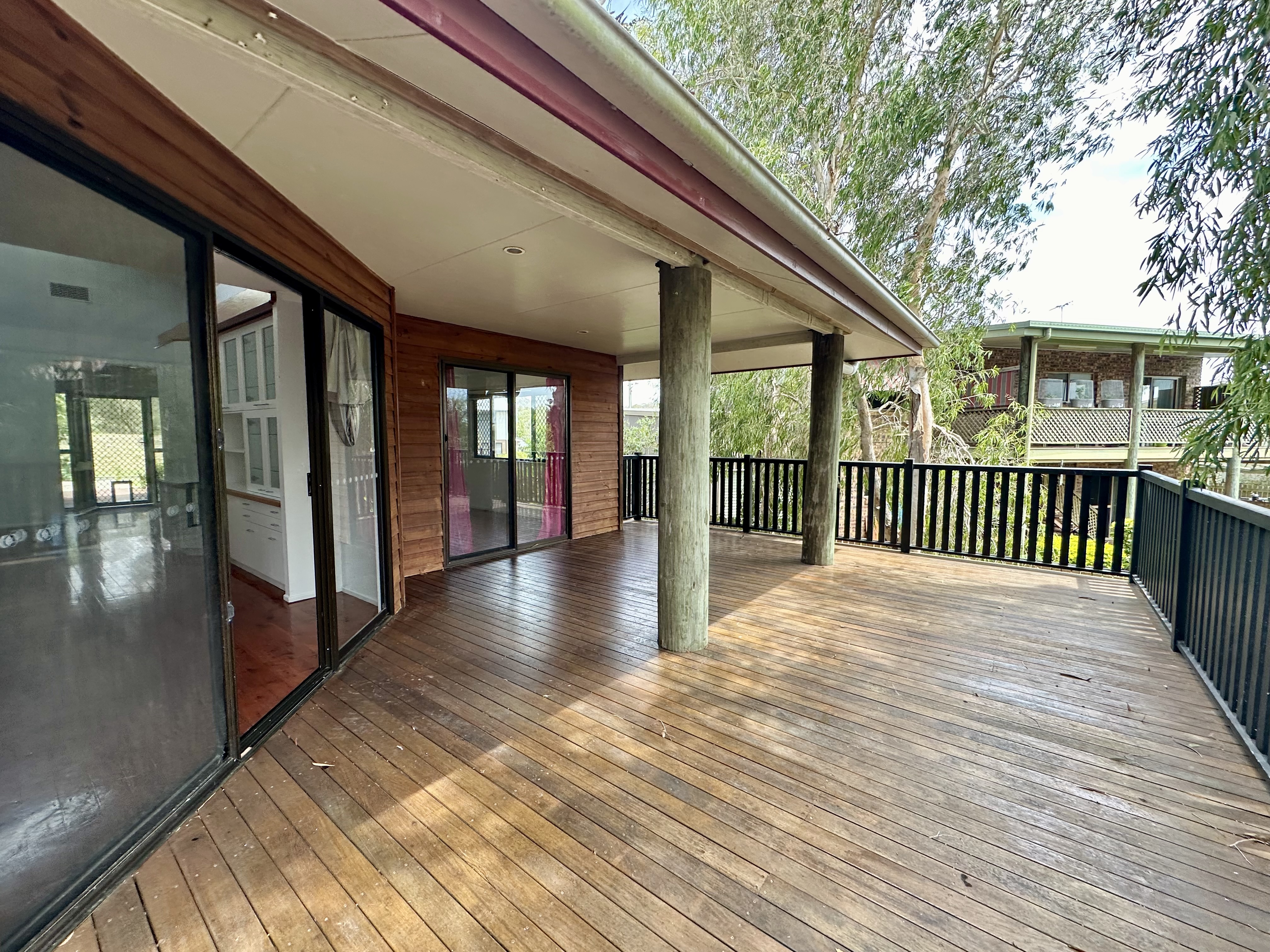 22 SAYRE CR, BOYNE ISLAND QLD 4680, 0 chambres, 0 salles de bain, House