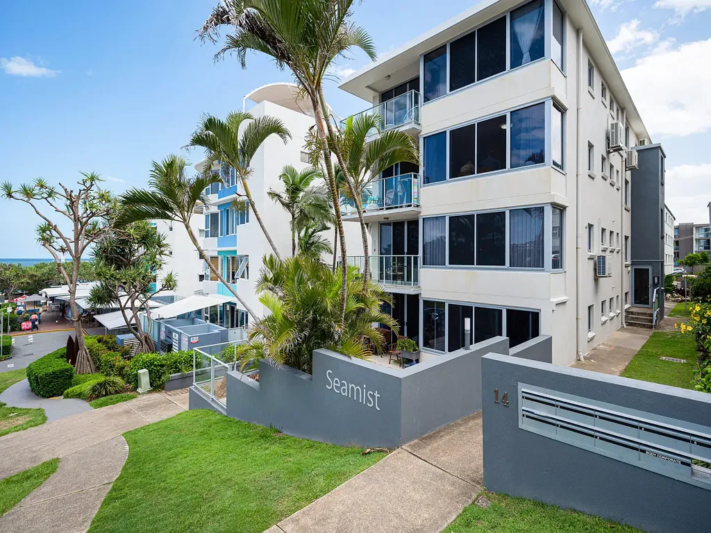 A STONES THROW TO KINGS BEACH