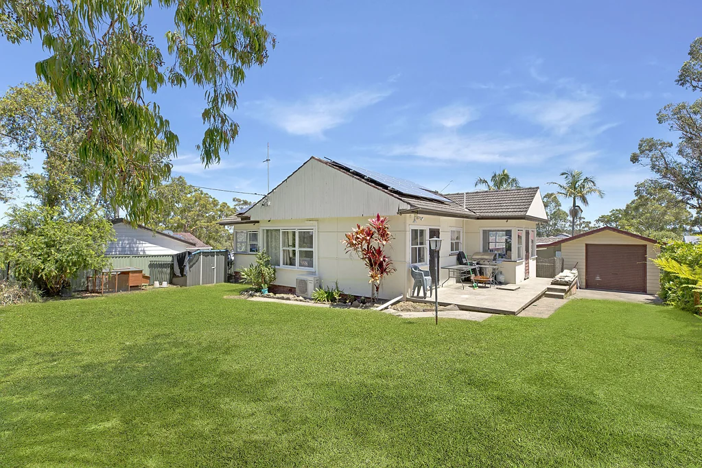 76 Minnamurra Road, Gorokan, NSW 2263