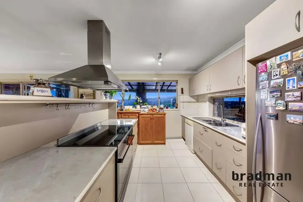 Wallan 4房  Spacious Family Living with Stunning Views