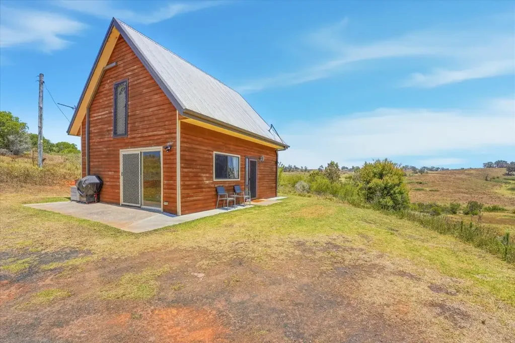 Picton 1 Bedroom Potential Plus in Picton!
