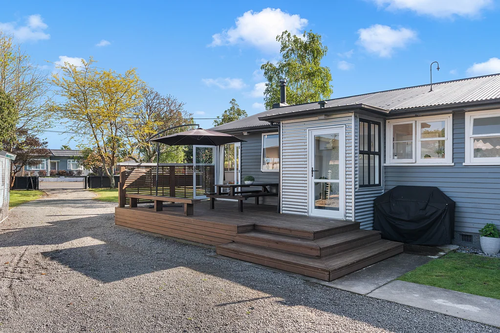 Masterton 3房  Renovated Home With Dream Garaging