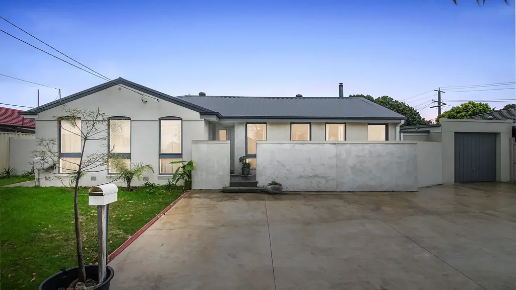 1 Devonshire Drive, Keysborough, VIC 3173