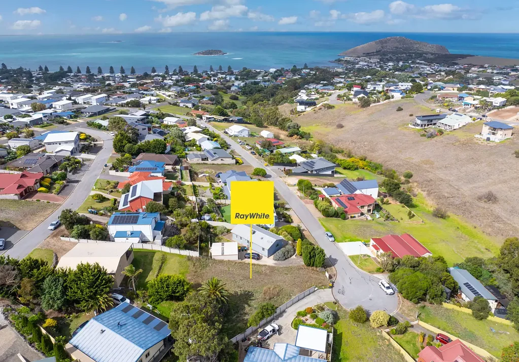 Encounter Bay Elevated Cul-de-Sac Allotment with Scenic Outlook