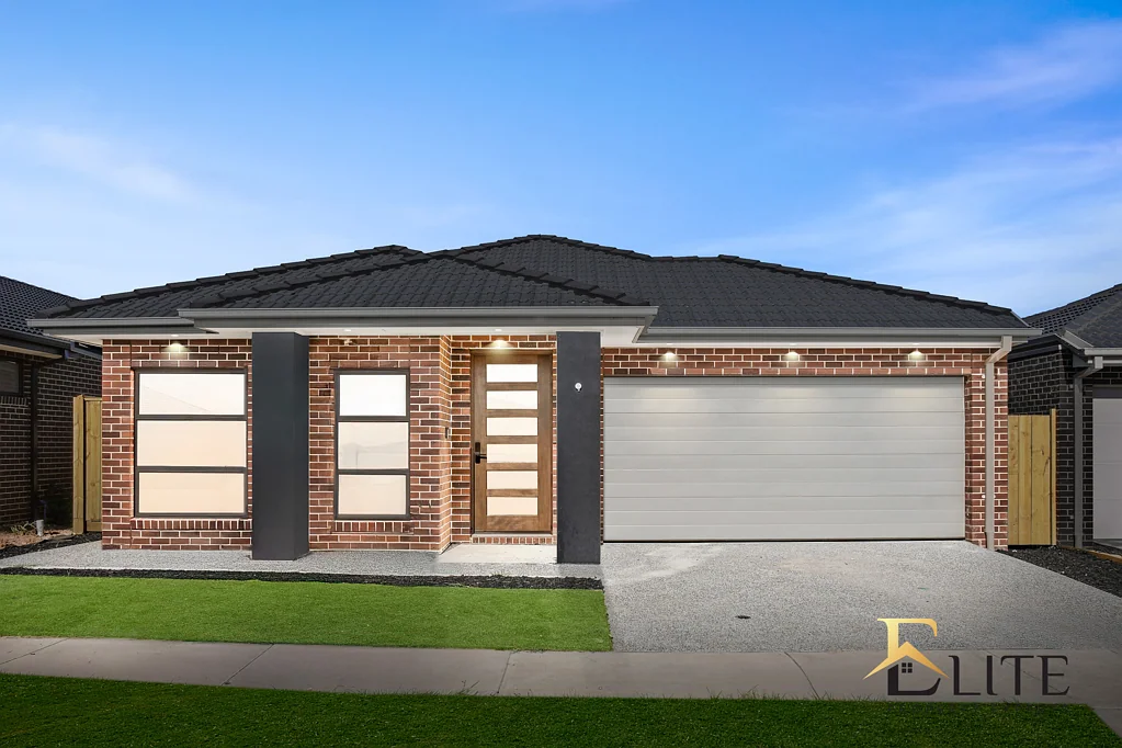 12 Lavello Street, Clyde, VIC 3978