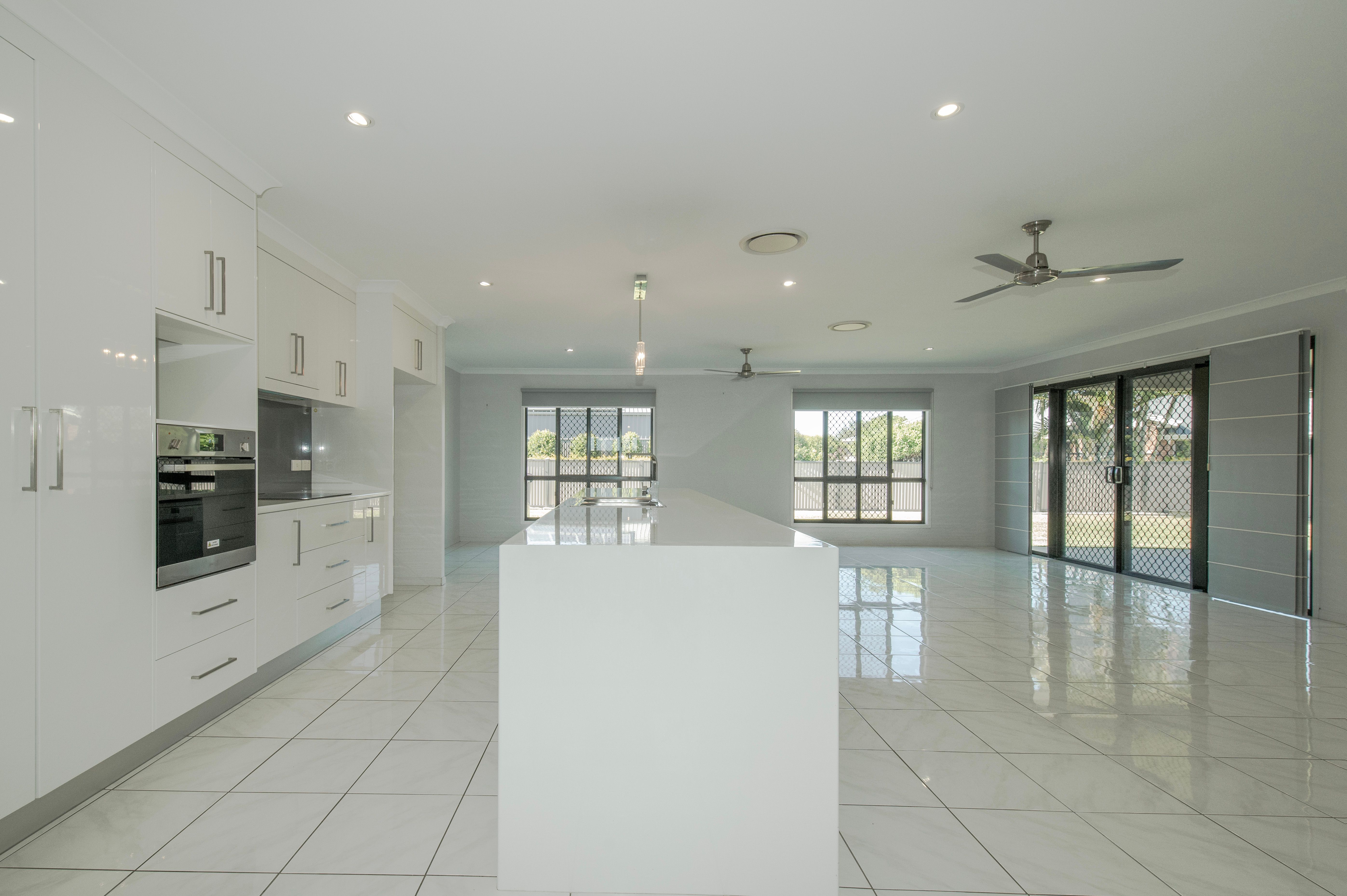 15 EARLSFIELD ST, BILOELA QLD 4715, 0部屋, 0バスルーム, House