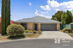 5 Butler Court, Blakeview