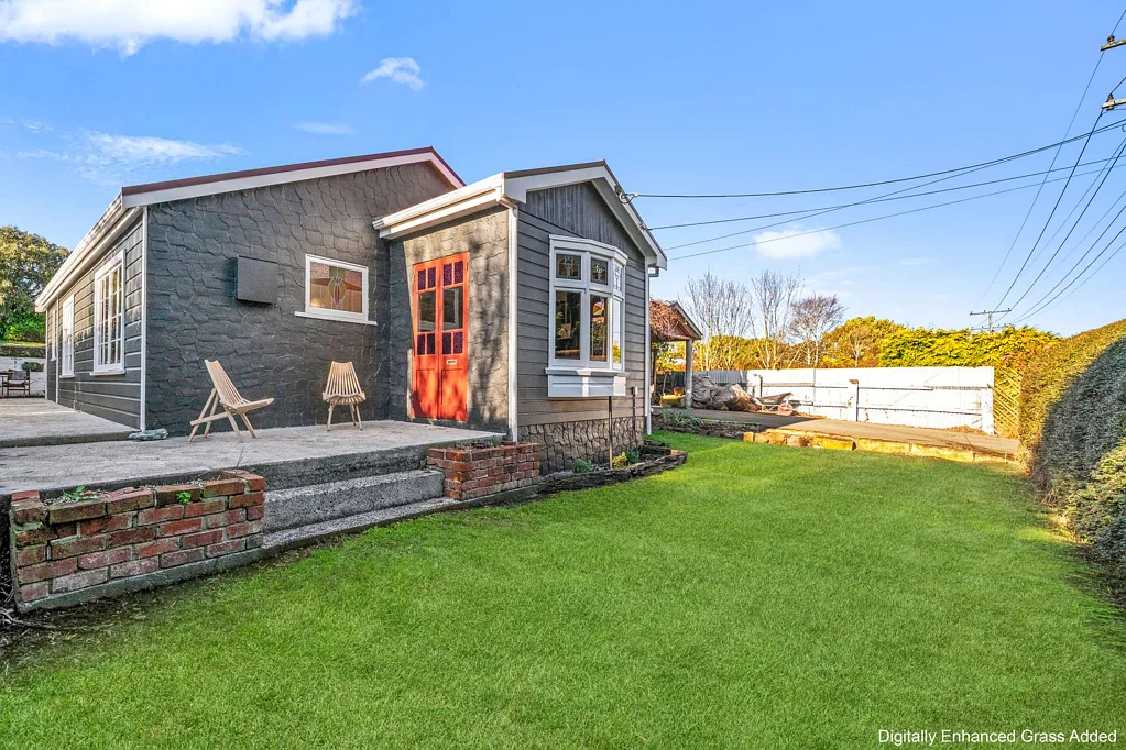 Kakanui 2房  Character Filled Coastal Gem at Kakanui!