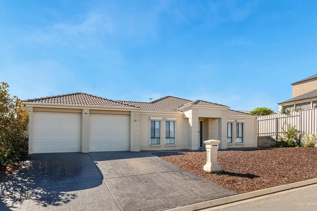 77 Wallace Drive, Craigmore, SA 5114