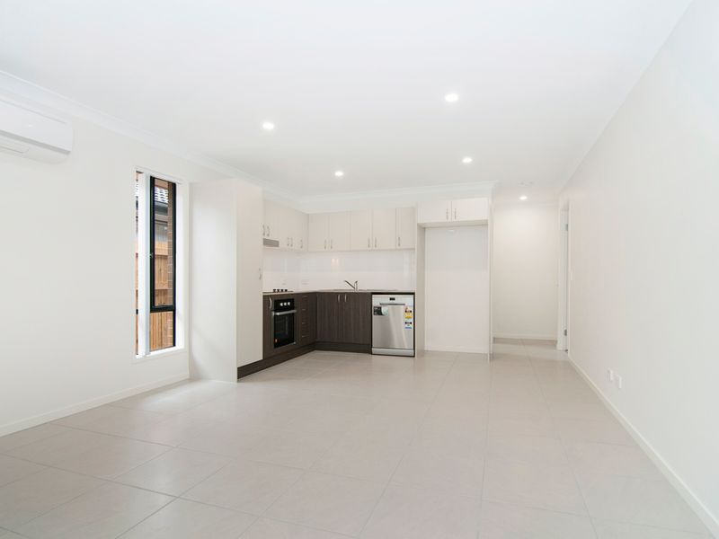 3 QUAIL CT, REDBANK PLAINS QLD 4301, 0 habitaciones, 0 baños, House