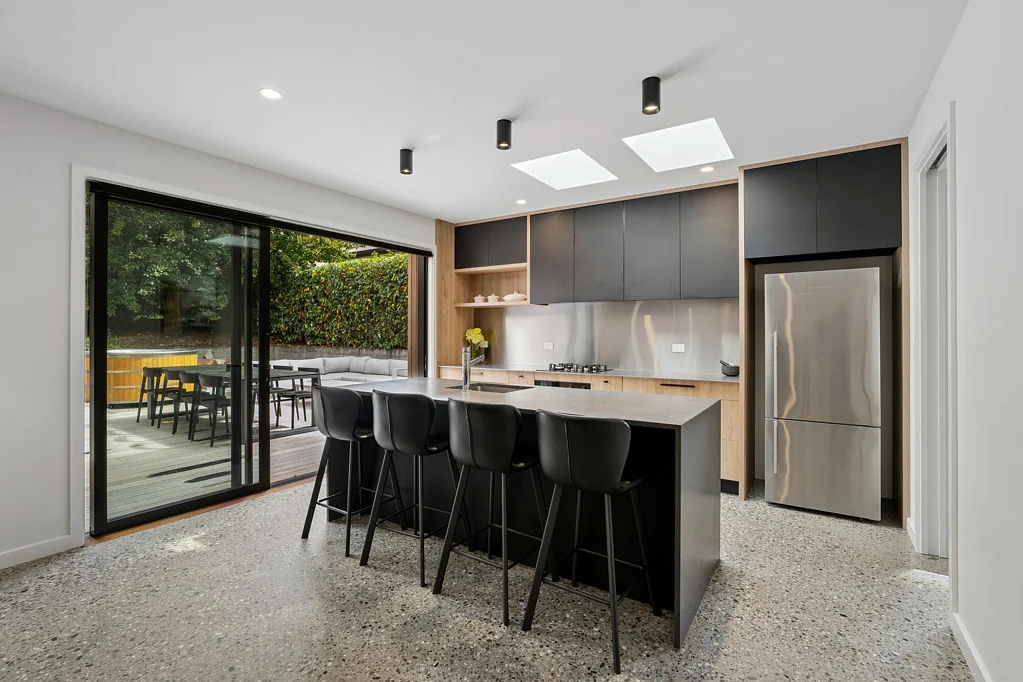 Arrowtown 5침실 Modern Arrowtown Living with Established Income