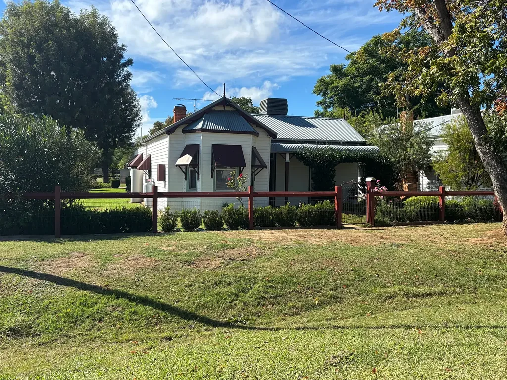 17 Bombelli Street, Bingara, NSW 2404