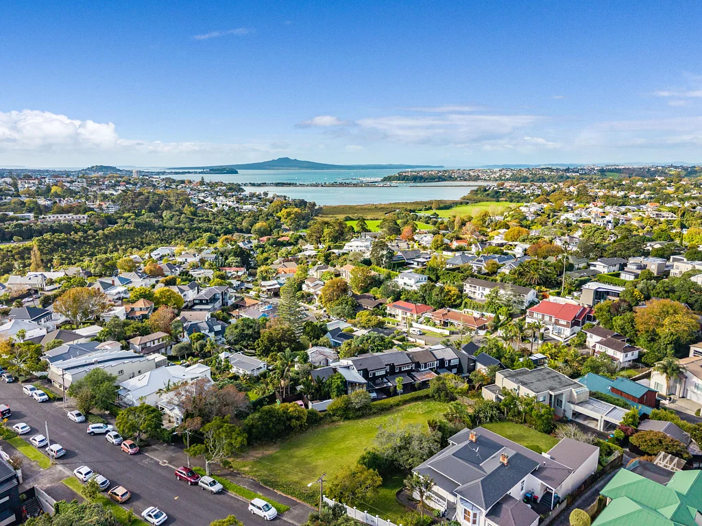 Remuera This Is Why People Wait