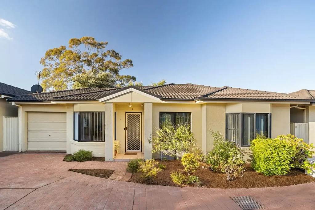 2/94 Caledonian Street, Bexley, NSW 2207