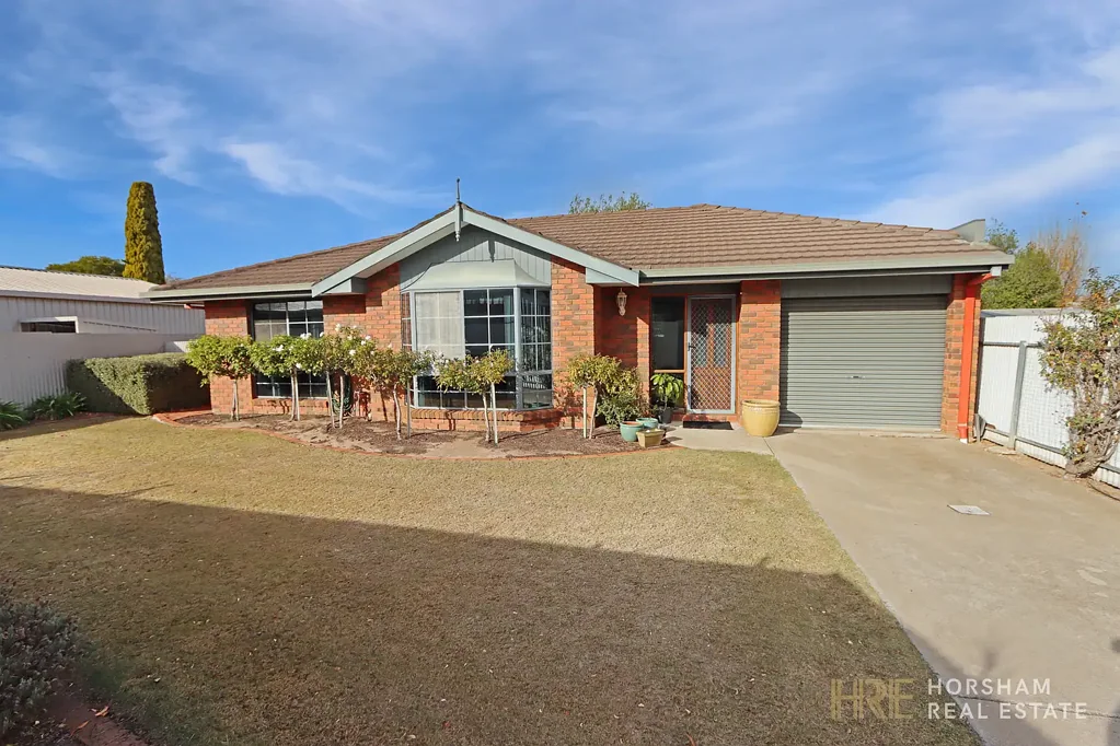 2/5 Penny Avenue, Horsham, VIC 3400