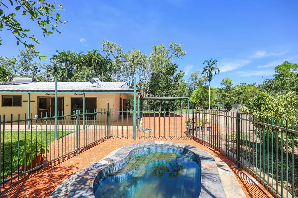 Howard Springs 4Zimmer Tranquil Oasis