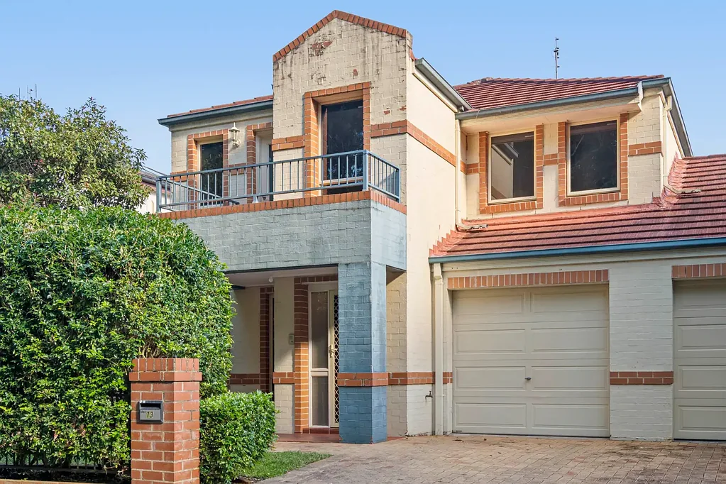13 Wingello Crescent, Wyoming, NSW 2250