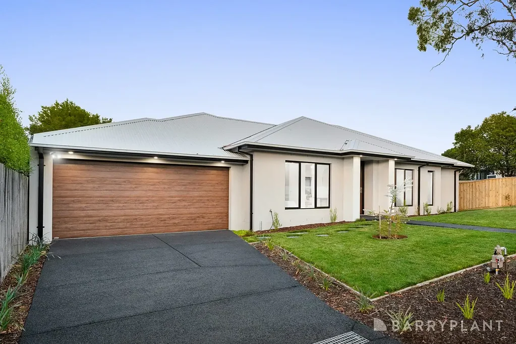 5 Midhurst Road, Croydon, VIC 3136