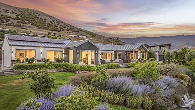 Cromwell 3 Bedroom Mountain and Lake Views