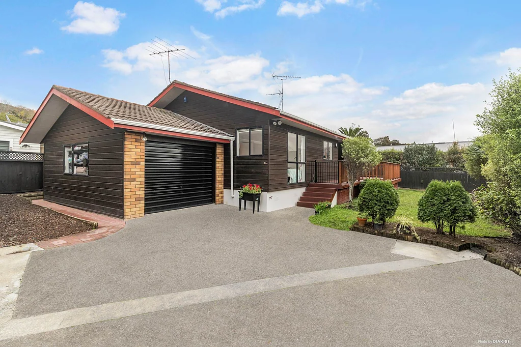 Glenfield 3房  Excellent Condition, Great Location!