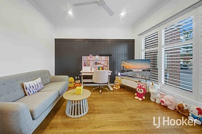 76 Lennon Boulevard, Point Cook, VIC 3030, 4房, 2浴, House