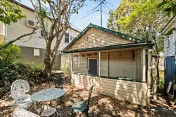 53 Gloucester Street, Highgate Hill