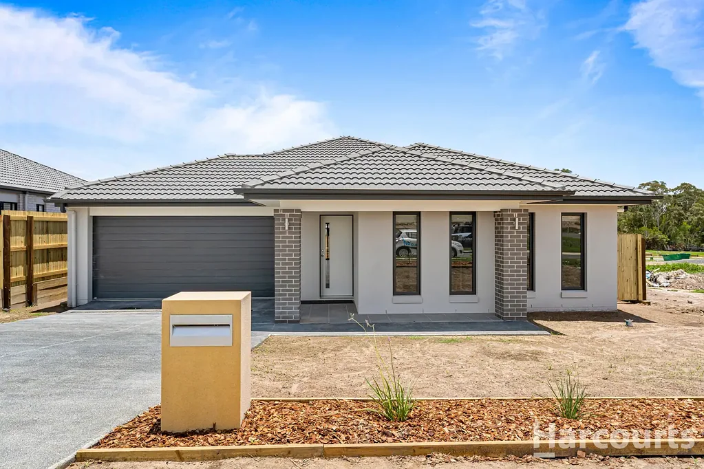 Luxurious 4-Bedroom Home with Premium Features