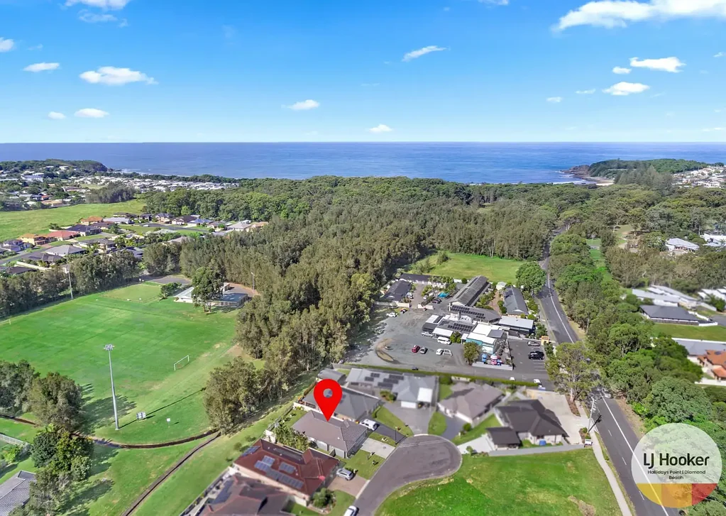 12 Laguna Court, Black Head, NSW 2430