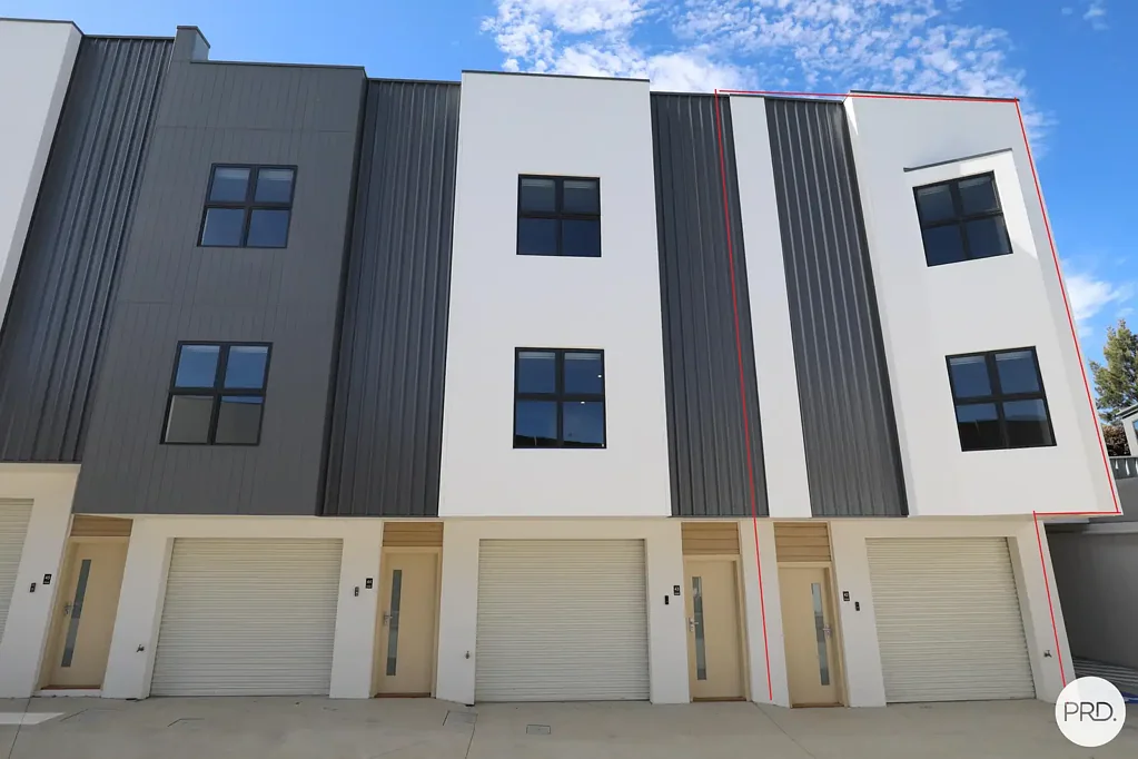 Modern Three-Bedroom Townhouse in a Prime Bruce Location