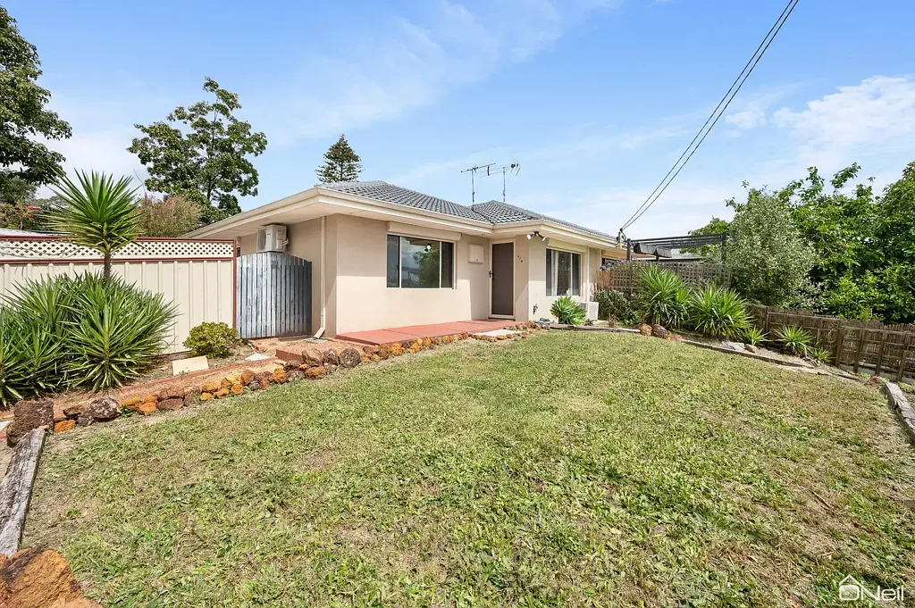 Kelmscott 2 Bedroom AN AFFORDABLE WAY INTO THE HILLS