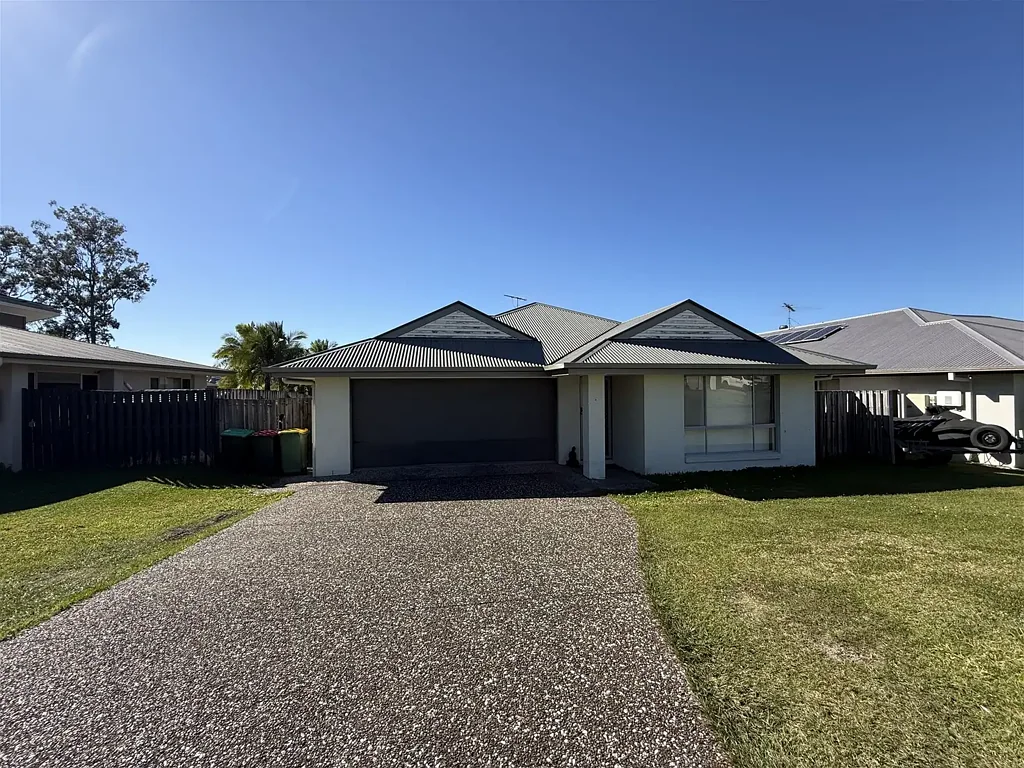 Ormeau 4 Slaapkamer Spacious Family Home Offering Comfort, Convenience & Effortless Entertaining