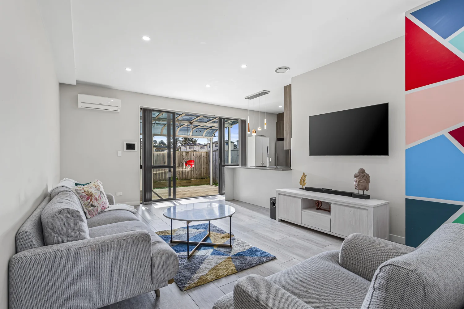 Manurewa 3 Bedroom Low Maintenance High Spec Home