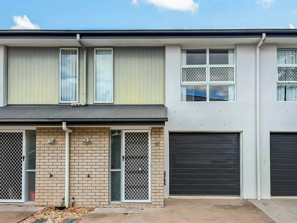 Freshly painted townhouse in Burpengary